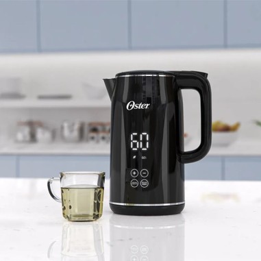 Hervidora Oster Digital 1,7L con control de temperatura