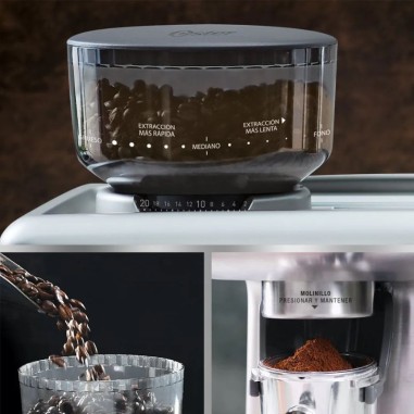 Cafetera Espresso Oster Perfect Brew 15 Bar Molino integrado