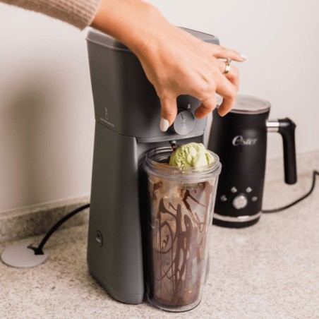 Cafetera Oster Iced Coffee 2 En 1 De 600ml