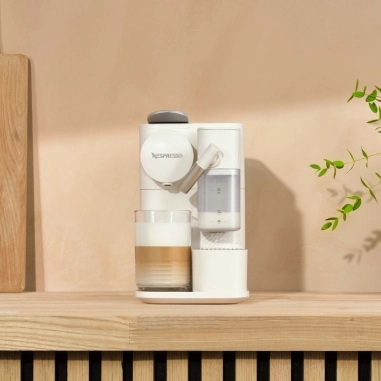 Cafetera Nespresso Lattissima One White F121