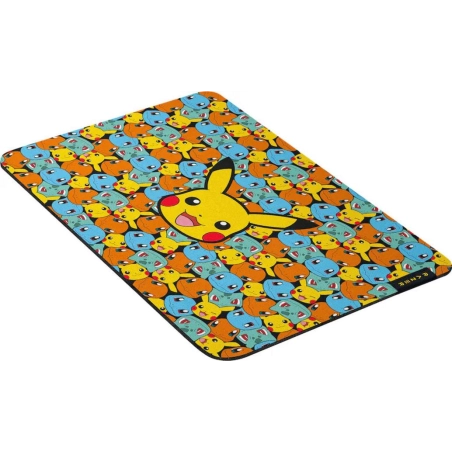 Mousepad Gamer Razer Gigantus V2 Pokémon Kanto Starters Edition – Edición Especial