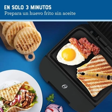 COMBO Sandwichera Plato Hondo + Extractor De Jugos Oster